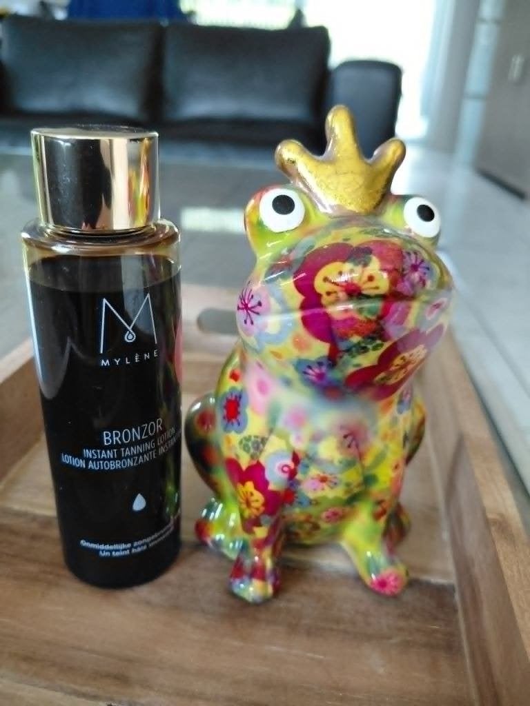 Instant tanning lotion Mylène, Bijoux, Sacs & Beauté, Enlèvement ou Envoi, Neuf, Coup de soleil ou Après-soleil