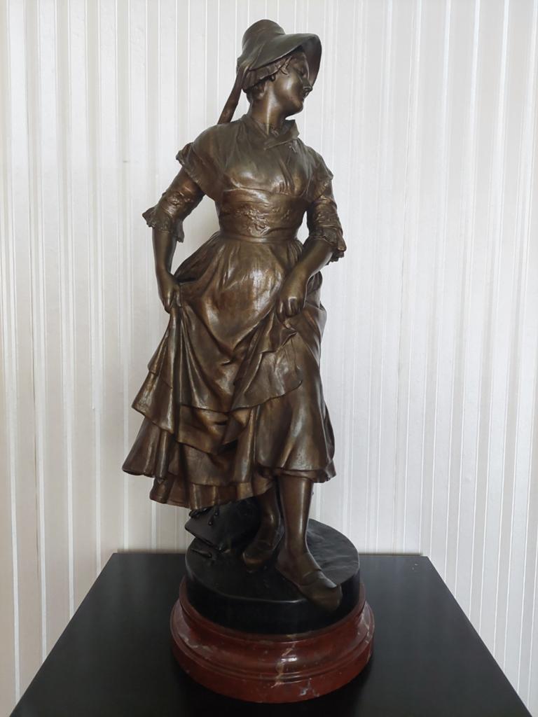 Bronzen beeld van vrouw A Mazet, Antiek en Kunst, Kunst | Beelden en Houtsnijwerken, Ophalen, Beeld, Vrouw