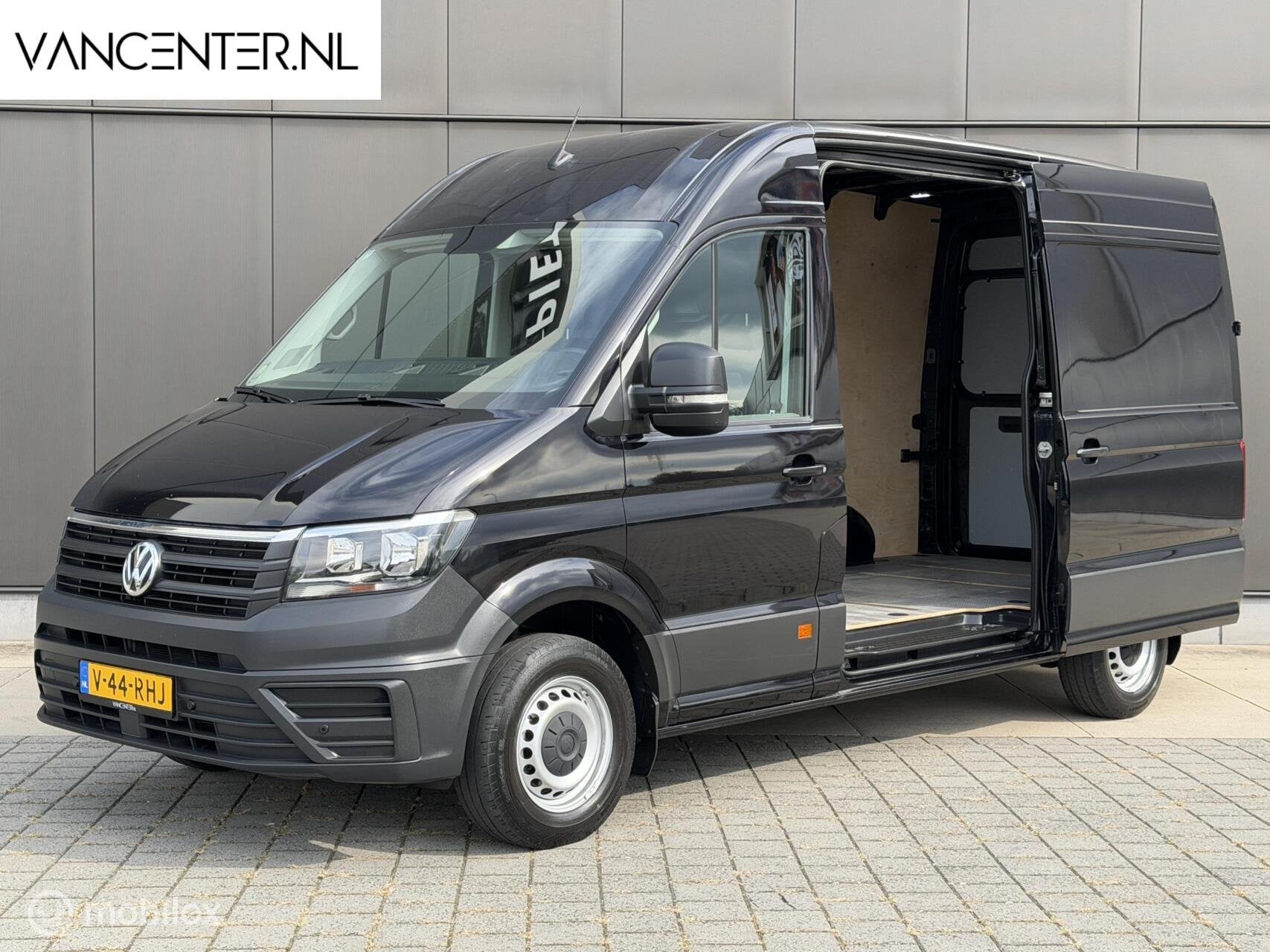 Volkswagen Crafter 2.0 TDI 177PK Automaat L3H3 2x Schuifdeur, Auto's, Stof, Gebruikt, 4 cilinders, Volkswagen