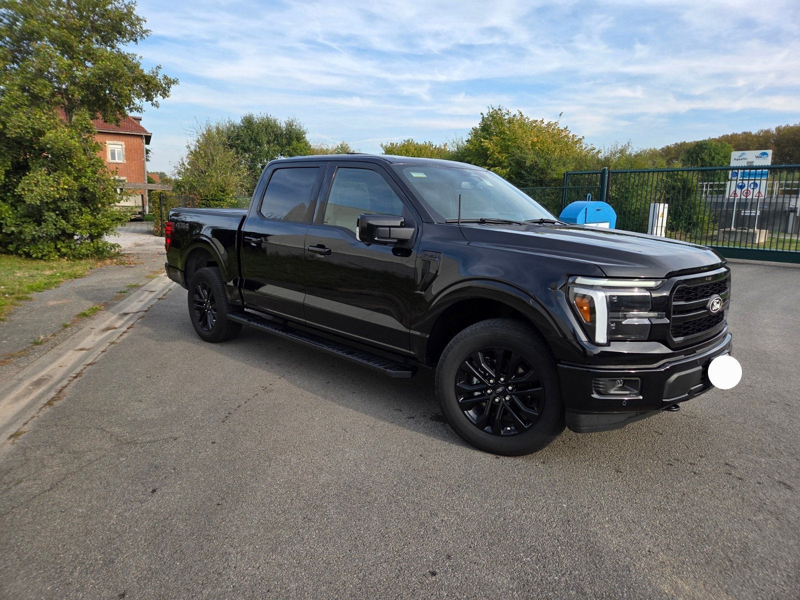 Ford F150 Lariat 5.0l V8 utilitaire, Auto's, Automaat, Dealer onderhouden, Zwart, Leder