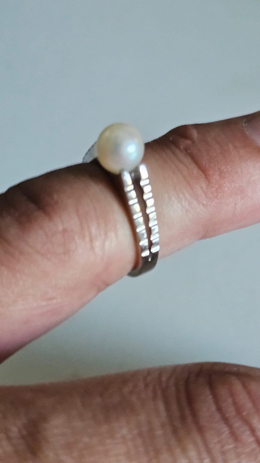 witgouden ring met een echte natuurlijke parel, Wit, Nieuw, Ophalen of Verzenden, Dame