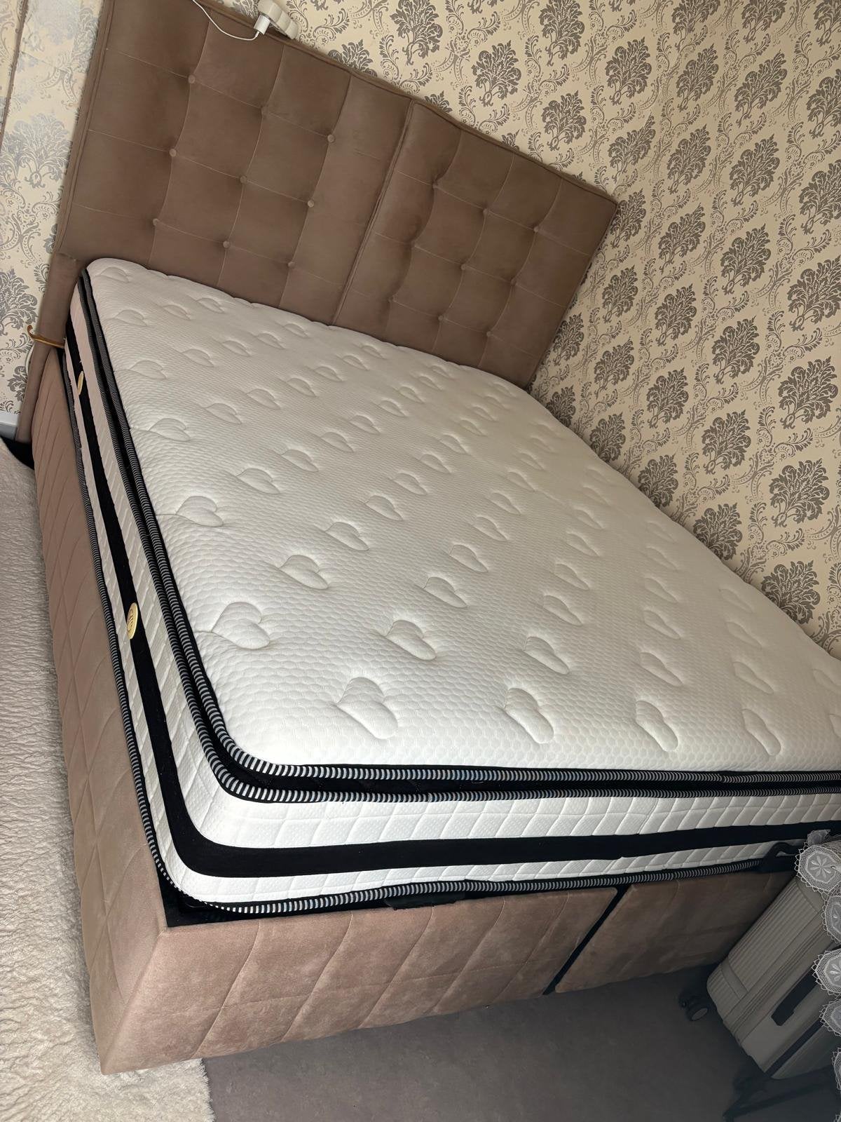 boxspring, Enlèvement, Comme neuf