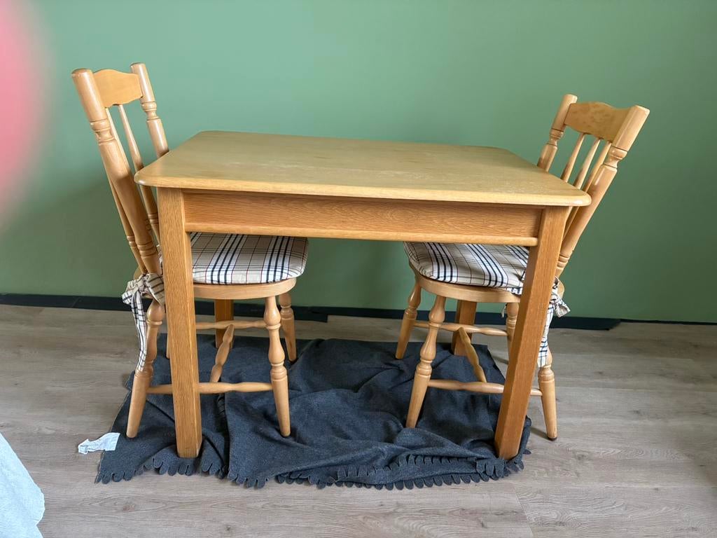 Houten eettafel met 2 stoelen, Huis en Inrichting, Ophalen, Gebruikt, 50 tot 100 cm, 50 tot 100 cm
