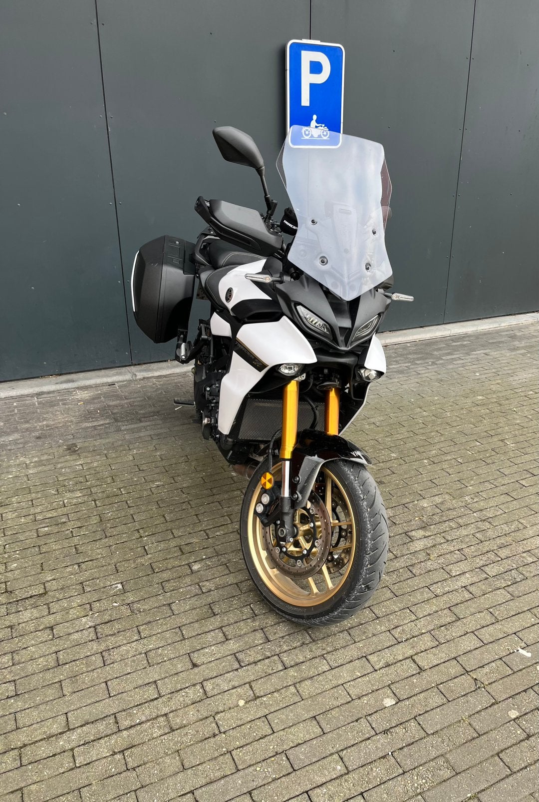Yamaha tracer 9 gt . 2024!!!, Permis Moto A, Poignées chauffantes, 3 cylindres, 900 cm³