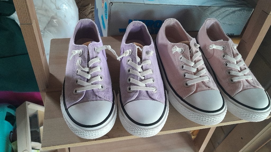 Sneakers, Kinderen en Baby's, Kinderkleding | Schoenen en Sokken, Ophalen of Verzenden, Zo goed als nieuw