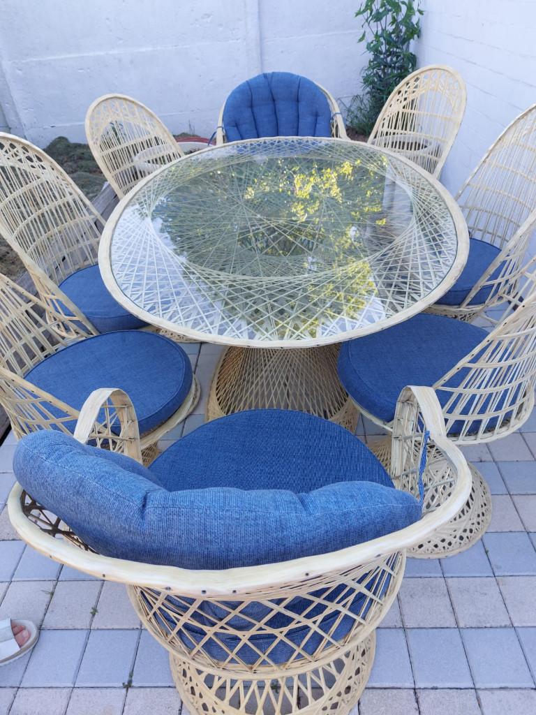 Mobilier de jardin en fibre de verre et fibre de verre, Jardin & Terrasse, Chaise, Salons de jardin, 8 places, Enlèvement