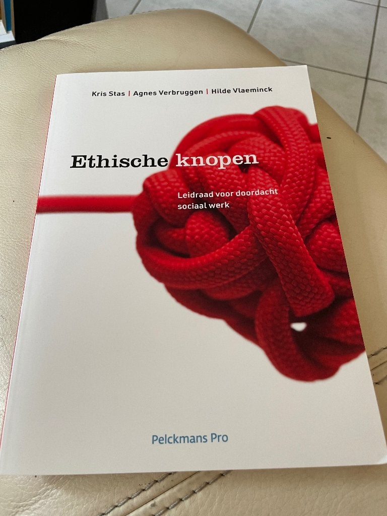 Ethische knopen: leidraad voor doordacht sociaal werk, Ophalen of Verzenden, Nieuw