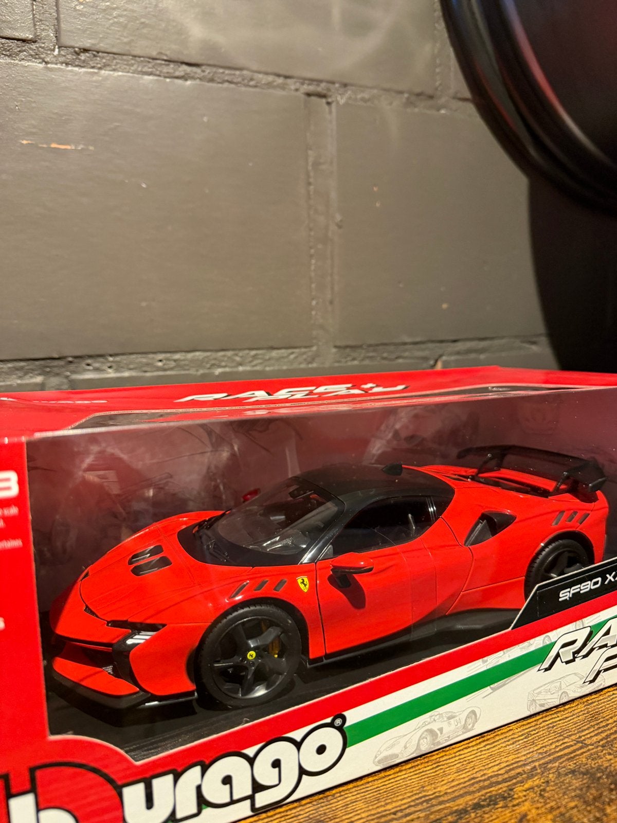 Ferrari SF90xx stradale, Ophalen of Verzenden, Zo goed als nieuw