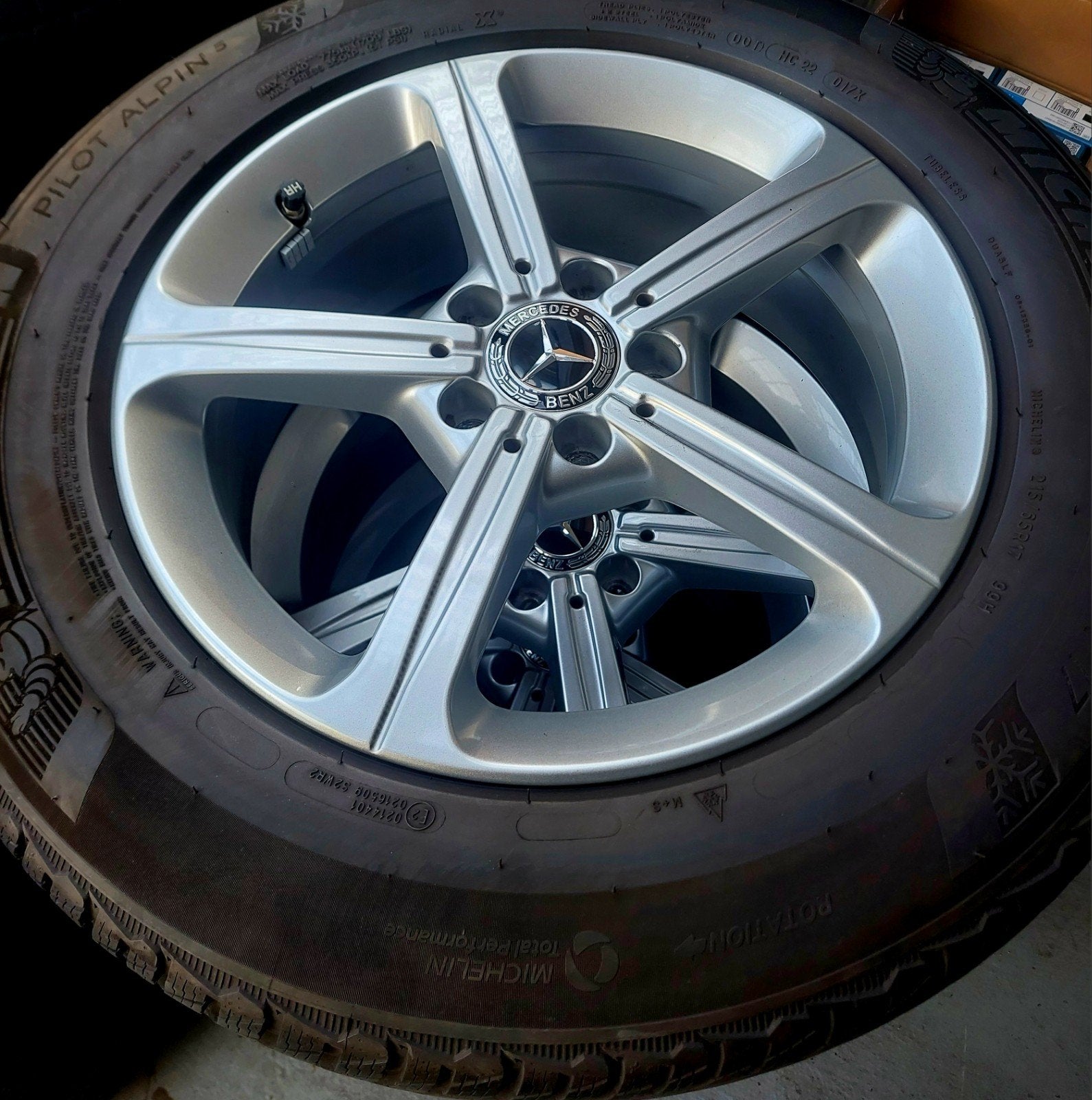 Mercedes GLA GLB – Kit complet jantes 17 p et pneus Michelin, Pneus hiver, Enlèvement, Pneu(s), 17 pouces