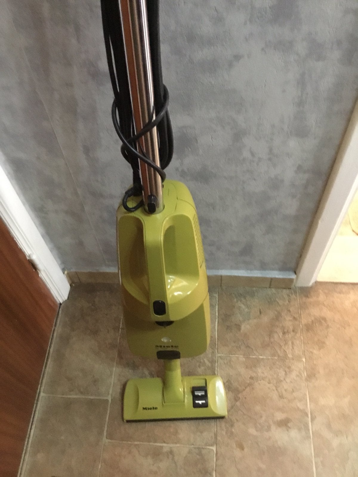 Steelstofzuiger, Elektronische apparatuur, Gebruikt, Miele, Steelstofzuiger, Ophalen