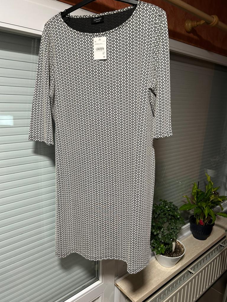 Nieuwe jurk, Ophalen, Nieuw, Maat 46/48 (XL) of groter, Grijs