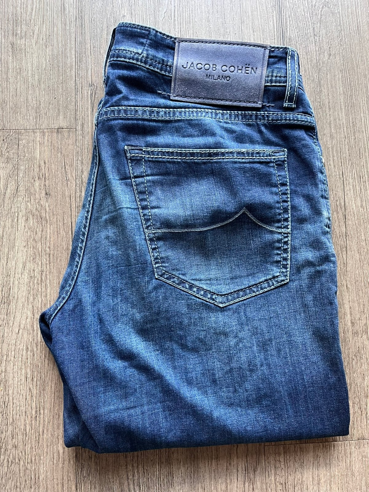 Jacob Cohen jeans size 33 type Bard, Enlèvement ou Envoi, Comme neuf, Bleu, W33 - W34 (confection 48/50)