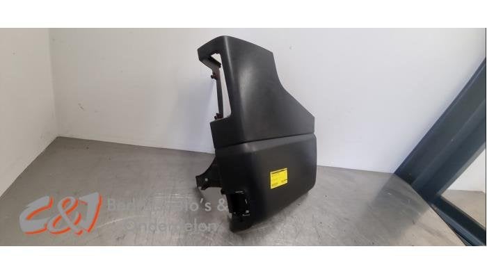 Bumperhoek rechts-achter van een Renault Trafic, Gebruikt, -, Renault, -