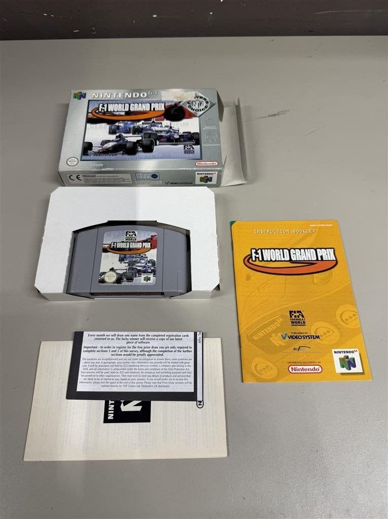 Nintendo 64 F-1 world Grandprix met doos en boekje, Games en Spelcomputers, Ophalen of Verzenden, Zo goed als nieuw