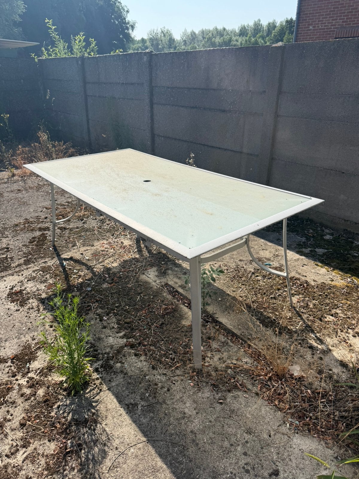 Gratis tuintafel glas/alu, Ophalen, Zo goed als nieuw