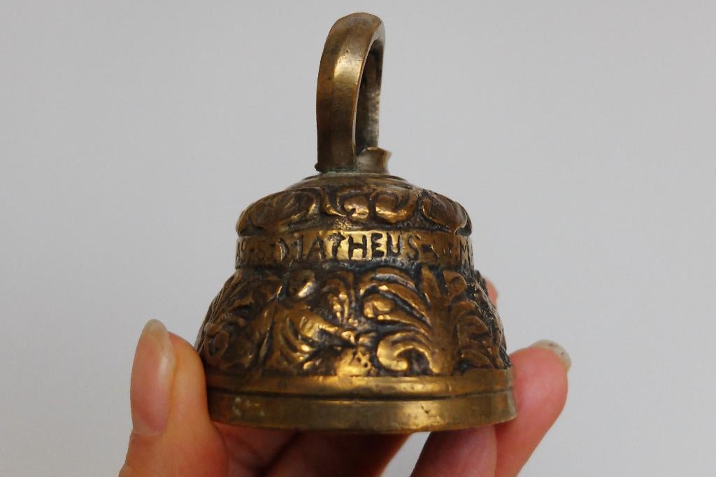 zware koperen tafelbel, Ophalen of Verzenden, Koper