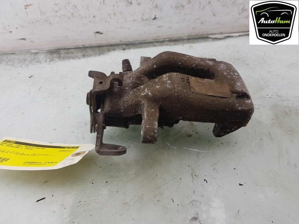 REMKLAUW RECHTS ACHTER Opel Crossland (X) (01-2017/05-2018), Auto-onderdelen, Gebruikt, Opel