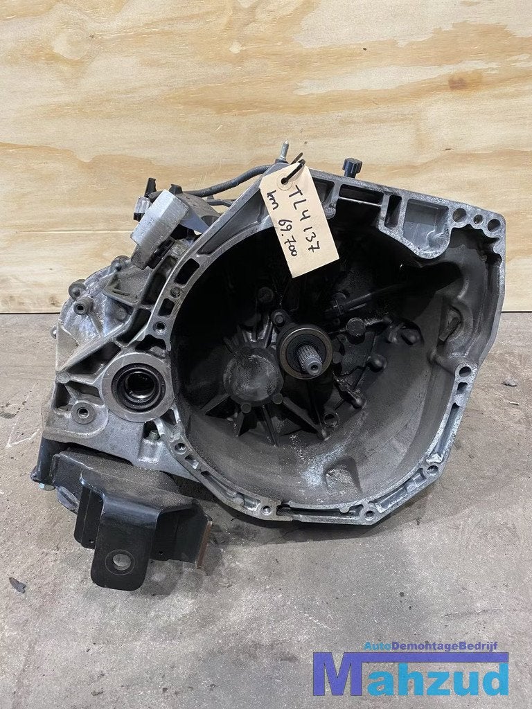 NISSAN QASHQAI 1.2 Versnellingsbak TL4137 Gearbox, Auto-onderdelen, Takashima 1-chome 1-1
220-8686  Yokohama, NISSAN_SR@mail.nissan.co.jp