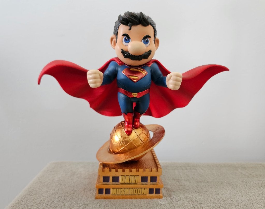 Mario Superman ODD Studio, Collections, Statues & Figurines, Enlèvement, Comme neuf