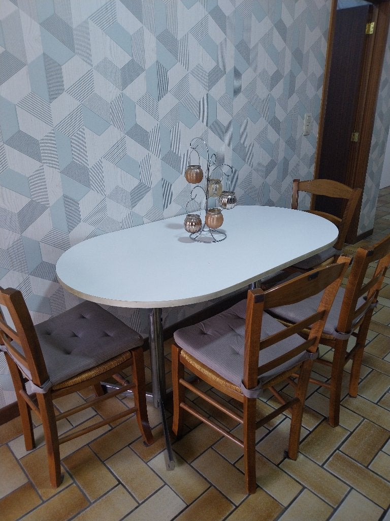 Tafel met 4 stoelen, Ophalen, Gebruikt, Ovaal