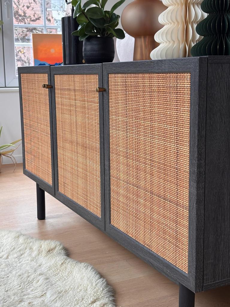 Dressoir - buffet kast - rotan - zwart, Huis en Inrichting, Ophalen, Zo goed als nieuw