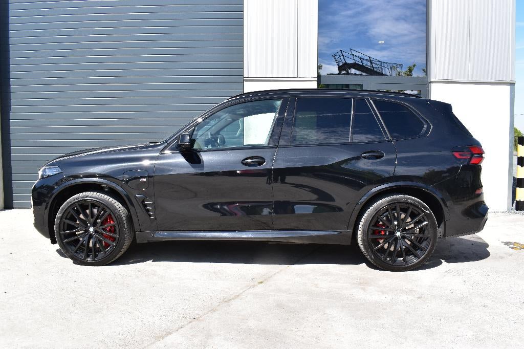 BMW X5 xDrive50e Pack M 22 Nieuw 1.500KM 2025, Auto's, Automaat, Leder, 5 zetels, Hybride Elektrisch/Benzine