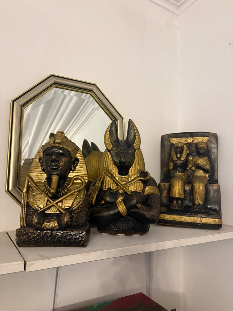 Set Egyptische beelden — oude stijl, Verzamelen, Ophalen of Verzenden, Zo goed als nieuw, Religie