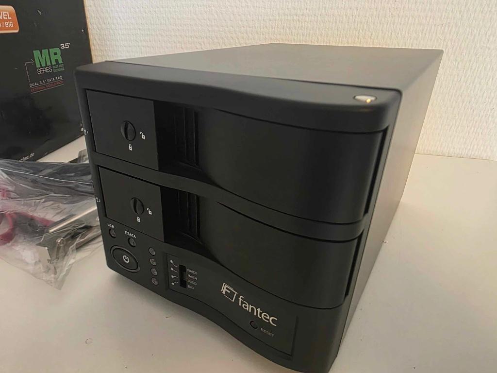FANTEC MR-35DUS2 – Boîtier RAID externe 23,5" SATA – Neuf, Enlèvement ou Envoi, Neuf, Externe, SATA