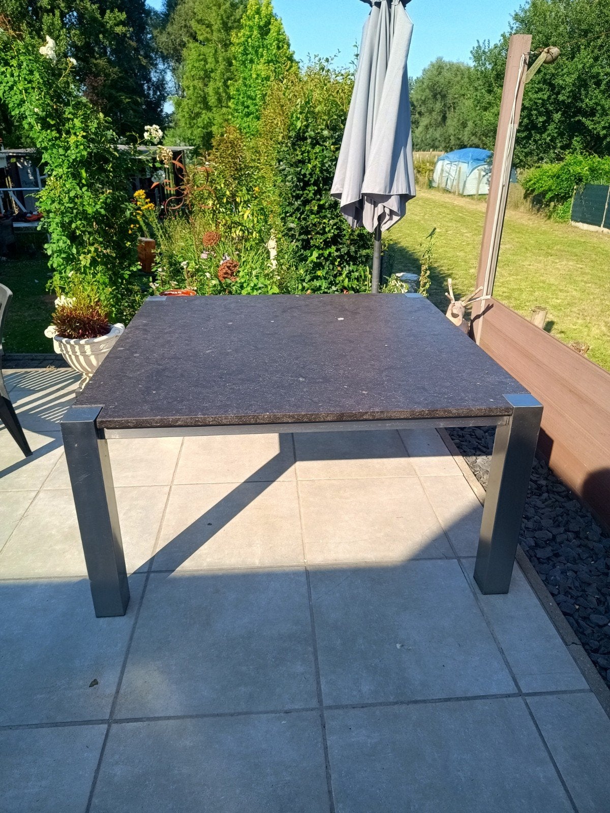 tuintafel, Enlèvement ou Envoi