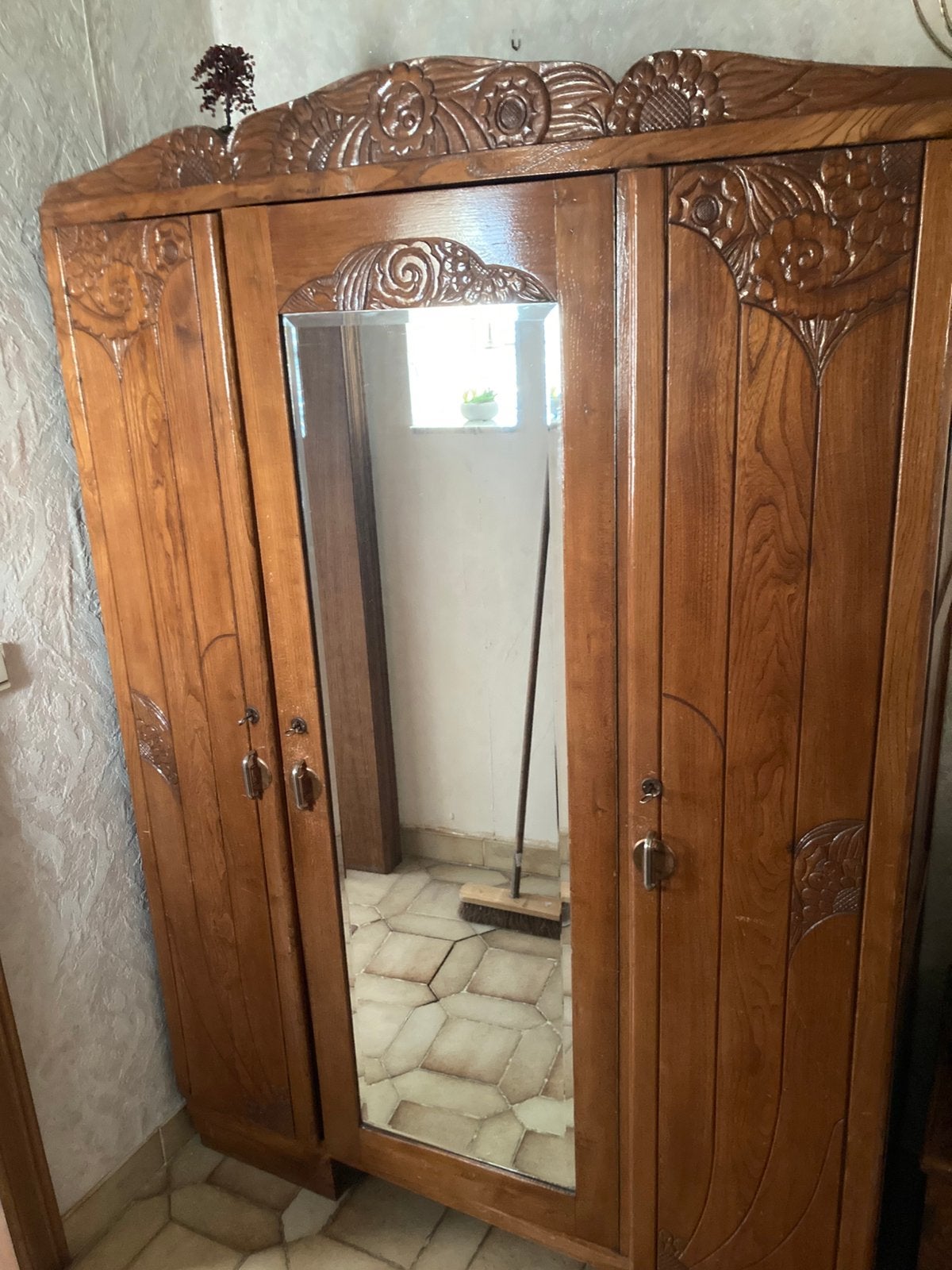 Armoire ancienne, Enlèvement
