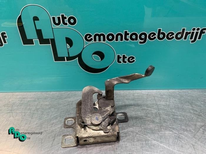 Mécanique de verrouillage capot d'un Fiat Doblo (Doblo 10-), -, 3 mois de garantie, Utilisé, Fiat