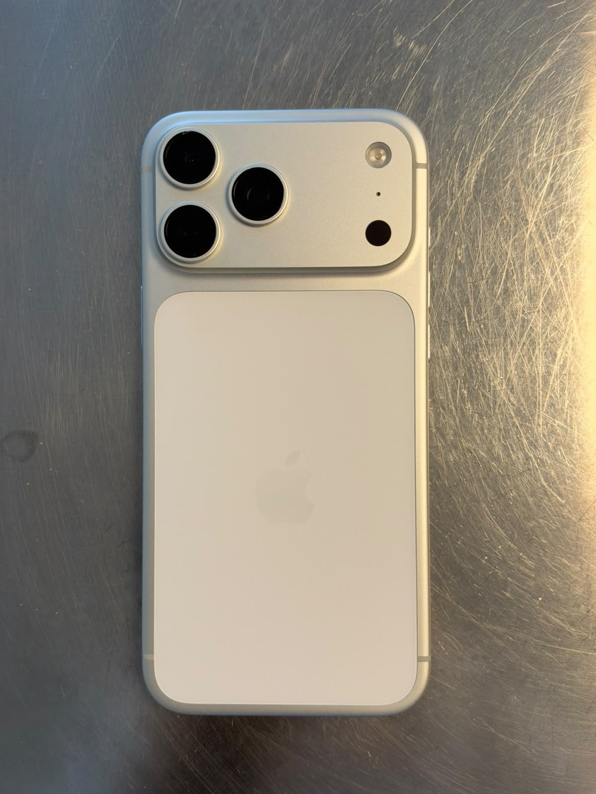 Iphone 17 pro max 512GB Silver, Télécoms, 512 GB, Comme neuf, Enlèvement, Sans abonnement