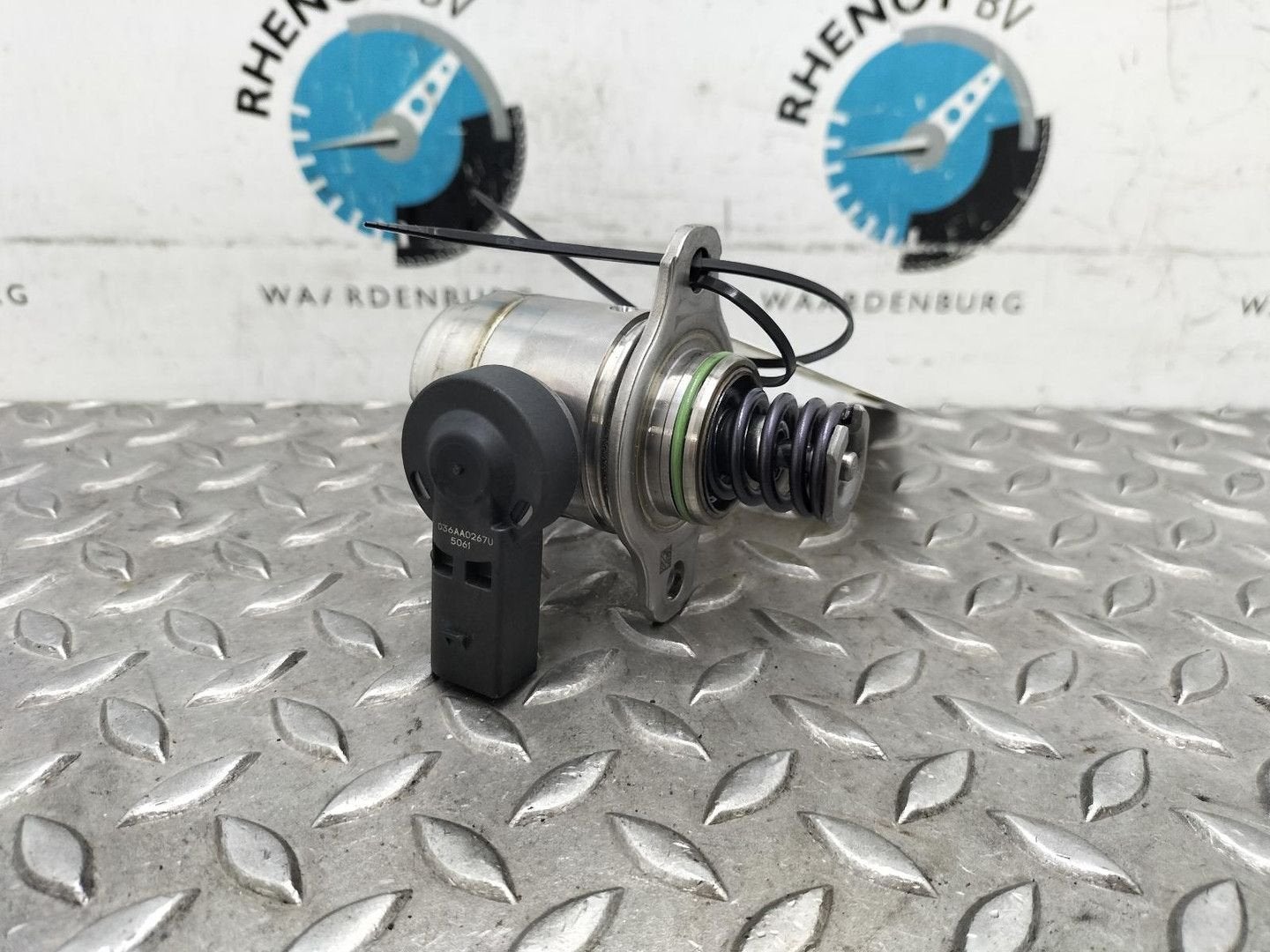 AUDI Q2 BRANDSTOF POMP VOOR DE INJECTOR 05E127027 2020, Ophalen of Verzenden, Gebruikt, ARN erkend