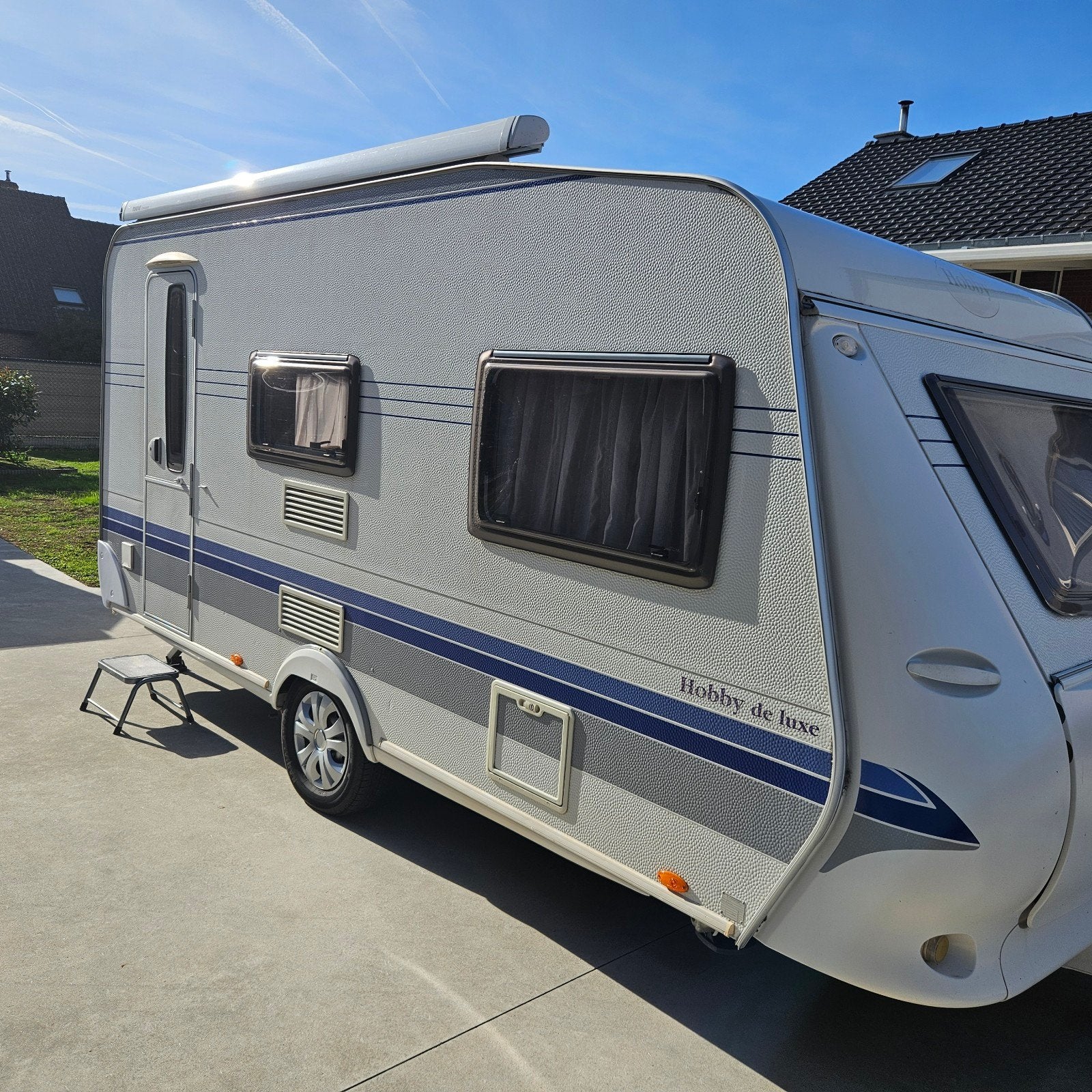 Hobby de luxe 440, Caravans en Kamperen, Hobby, Treinzit, Dwarsbed, Particulier