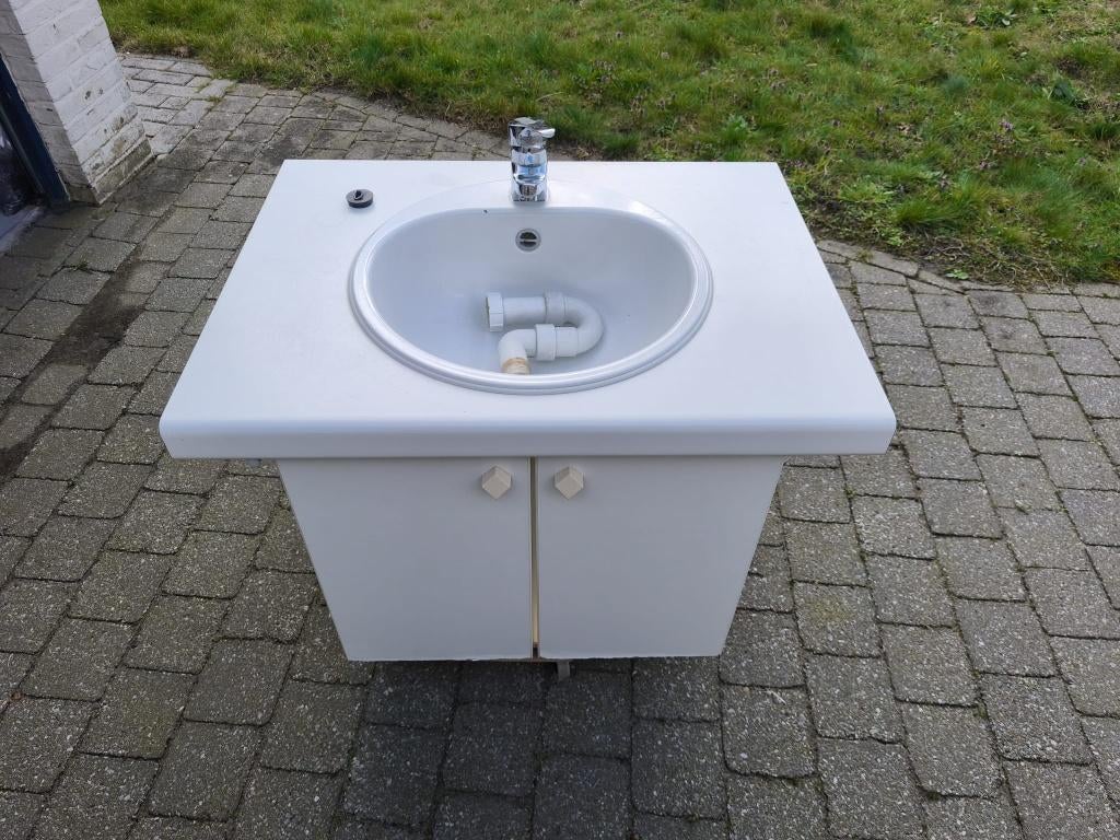 lavabo met spiegel en kraanwerk, Meuble lavabo, Utilisé, 50 à 100 cm, 75 cm ou plus