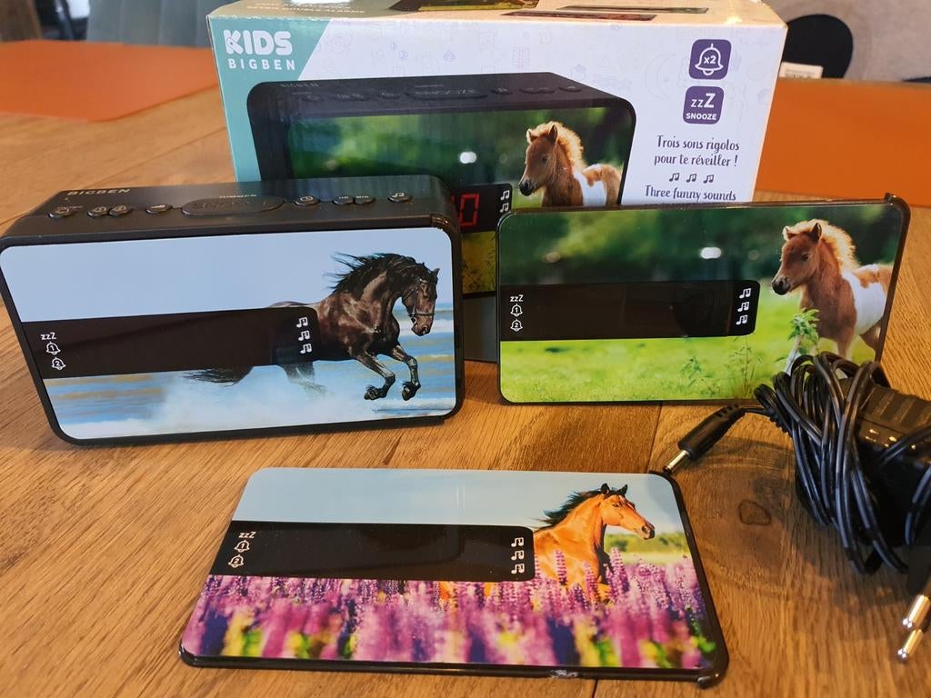 Wekker voor kinderen Bigben - Paarden, Electroménager, Réveils, Enlèvement ou Envoi, Comme neuf, Digital