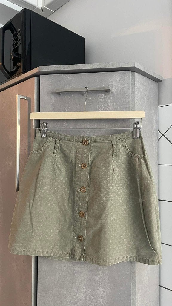Vervaagde kaki korte ROK S, Kleding | Dames, Rokken, Ophalen of Verzenden, Zo goed als nieuw, Maat 36 (S), Boven de knie