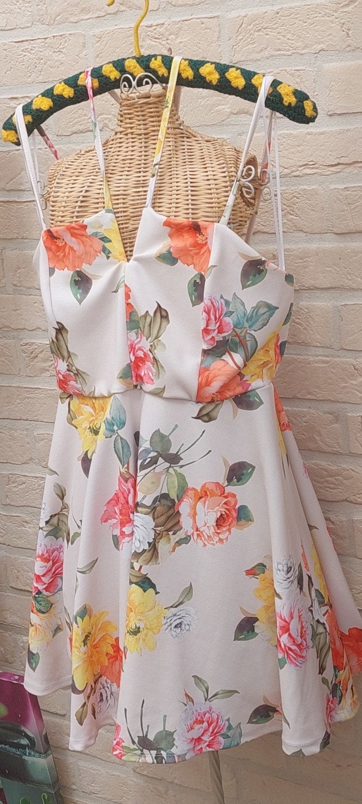 Kleedje maat m new look, Kleding | Dames, Jurken, New Look, Ophalen of Verzenden, Maat 38/40 (M), Overige kleuren