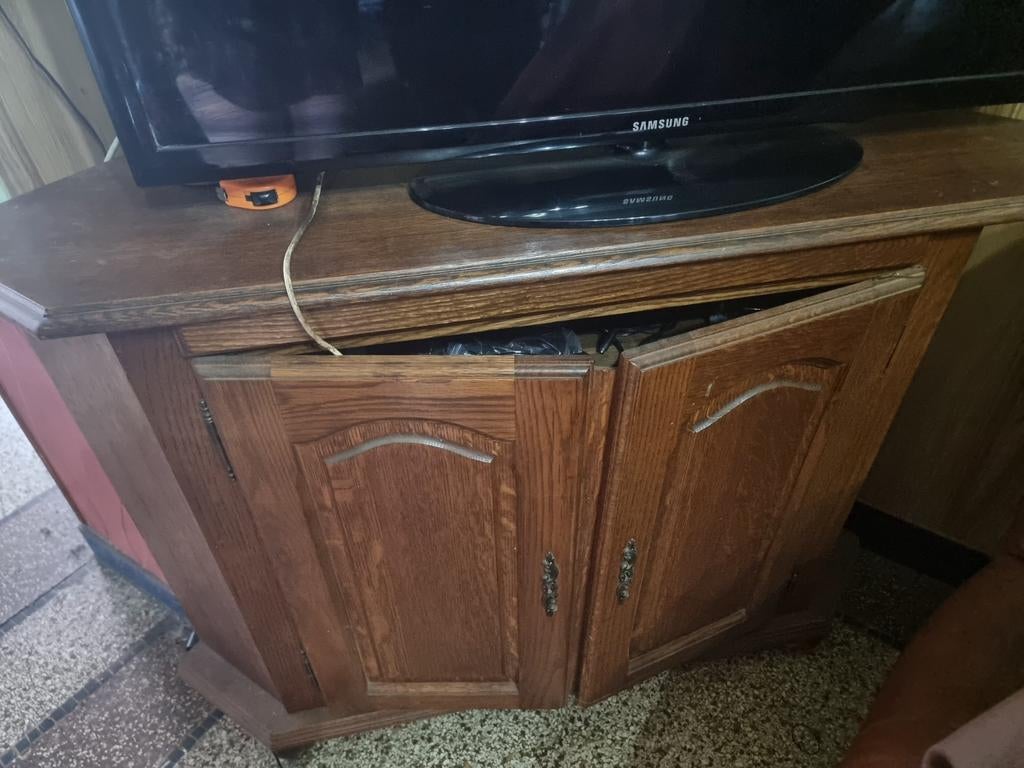 Meuble tv de coin, Ophalen