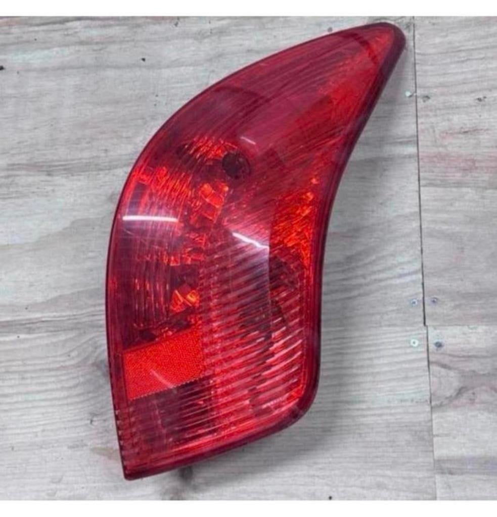 96814438XT 96820759XT PEUGEOT 308 sw 2009-2012 feu arrière R, Enlèvement ou Envoi, Utilisé, Peugeot