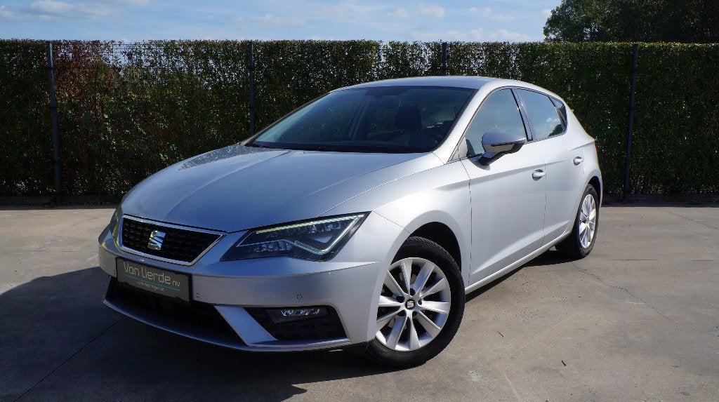 SEAT Leon 1.0 TSI 115 Pk Led Navi Carplay Pdc 12m Garantie, Autos, Argent ou Gris, Entreprise, Noir, 5 portes