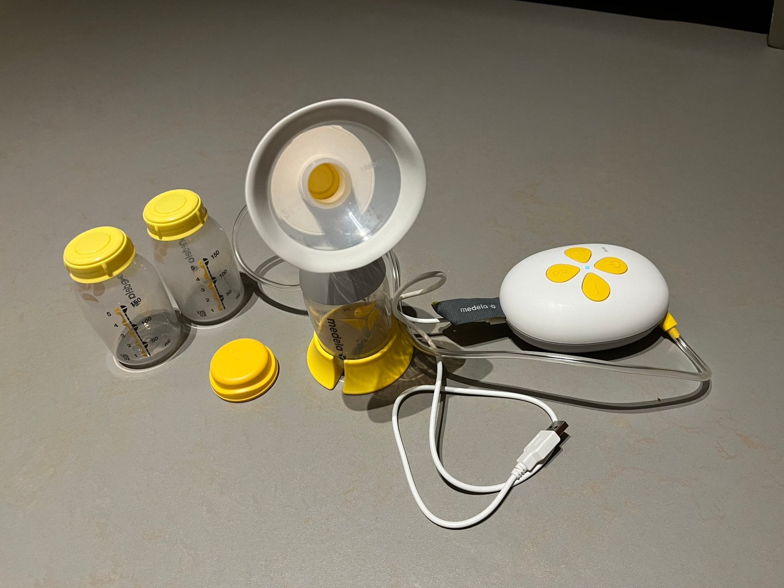 Tire-lait Medela Solo utilisé jusqu'à 5 fois, Enlèvement ou Envoi, Comme neuf, Medela