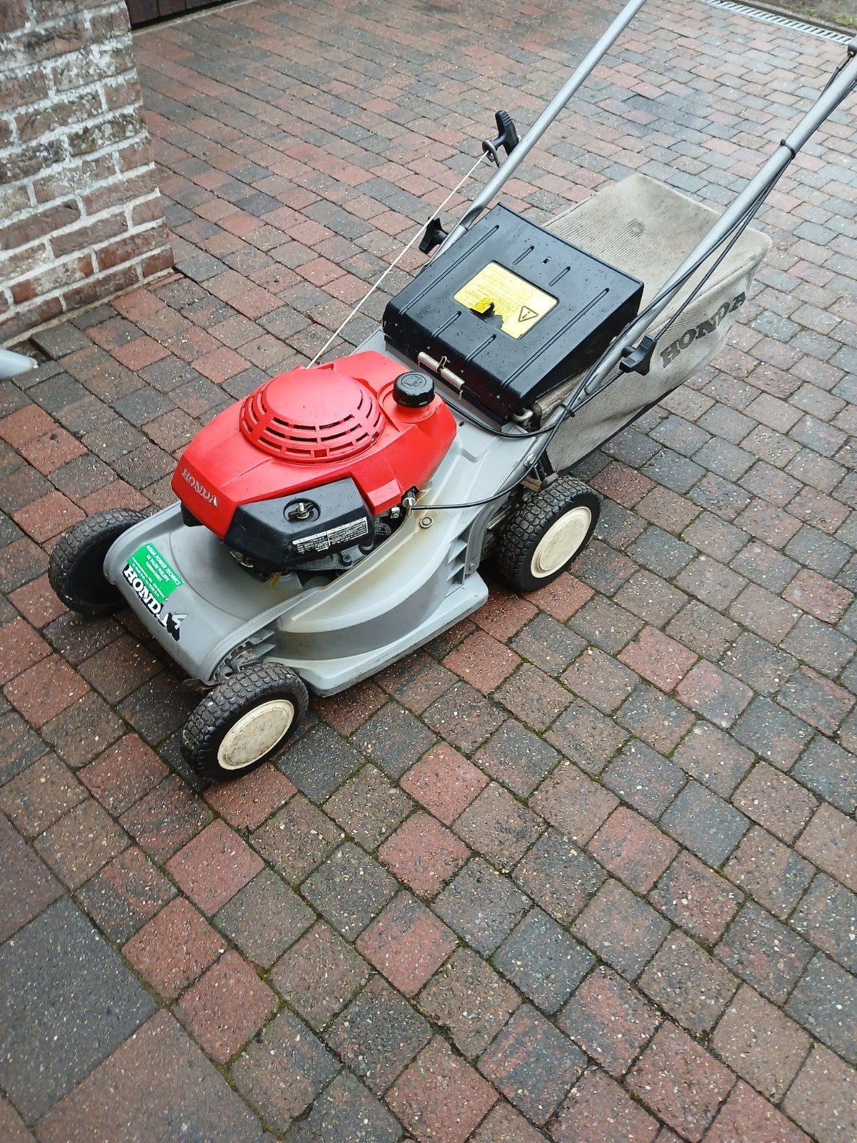 grasmachine honda hrb 423 GEEN ZELFTREKKER!, Ophalen, Opvangbak