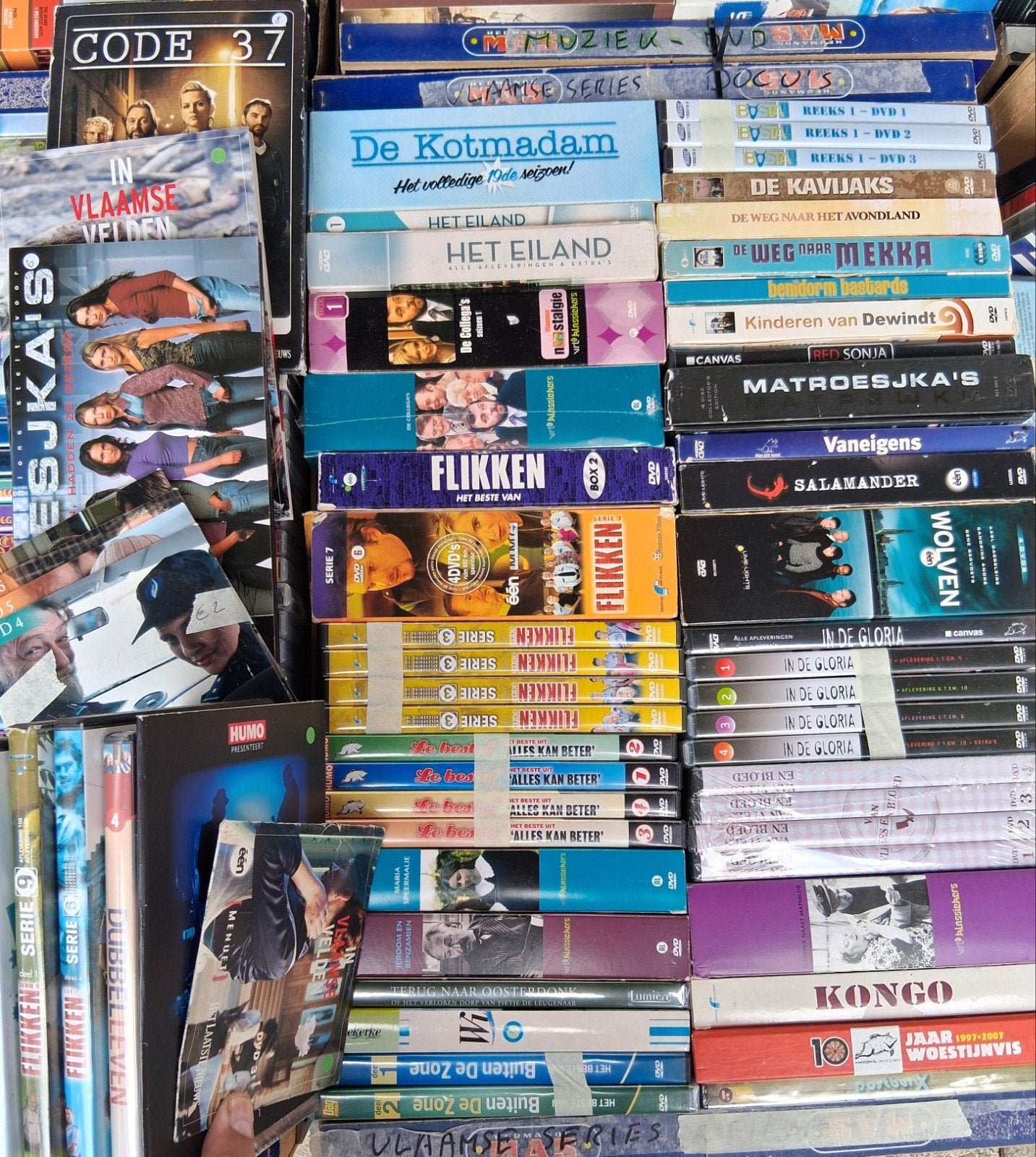 Vlaamse topseries op dvd, CD & DVD, DVD | TV & Séries télévisées, À partir de 6 ans, Coffret, Comme neuf, Action et Aventure