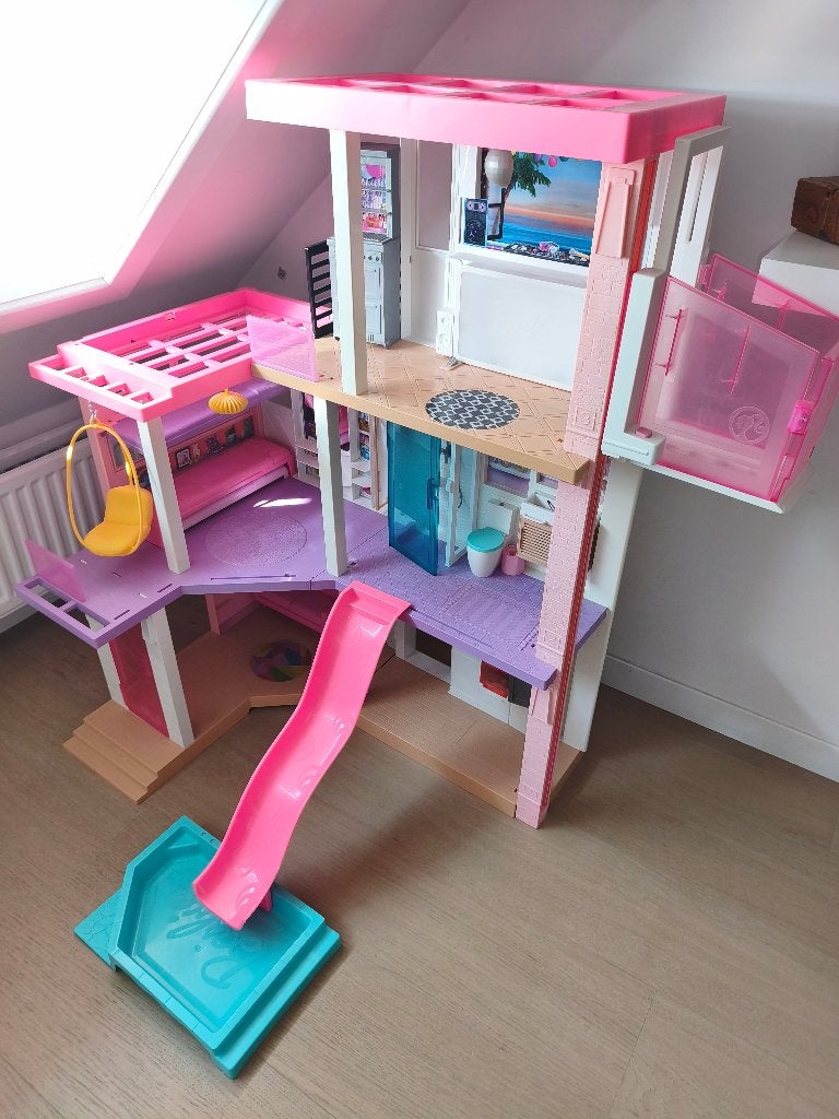 Barbie huis en caravan met zwembad, Ophalen, Zo goed als nieuw, Plastic