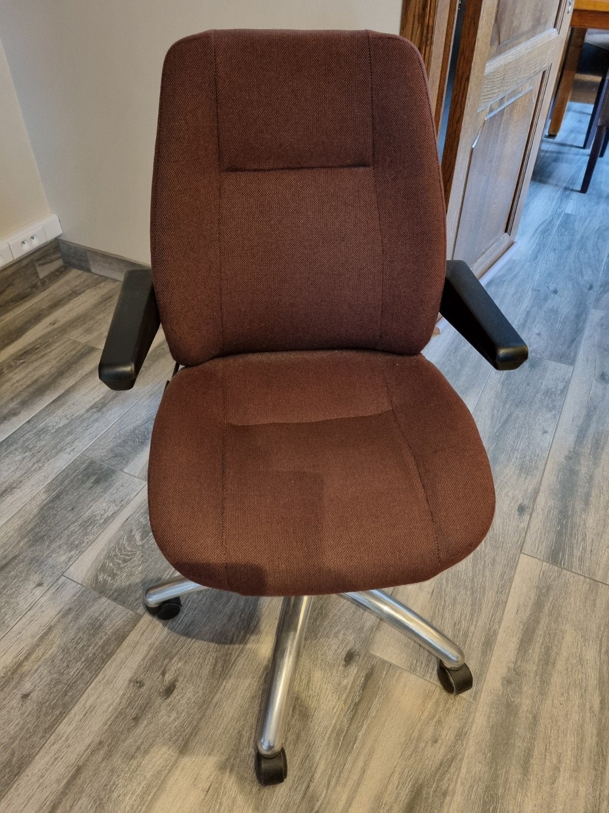 bureaustoel, Huis en Inrichting, Bureaustoelen, Zo goed als nieuw, Bureaustoel, Bruin, Ophalen