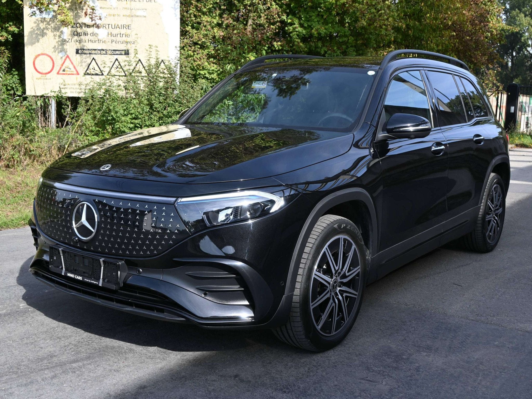 Mercedes-Benz EQB 250 EQB 70.5 kWh 250+ Star Edition AMG FUL, Auto's, Gebruikt, 528 km, Alcantara, Lichtsensor