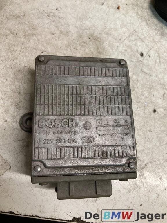 Ontstekingsmodule Bosch BMW E23 E24 E28 0227920001, Gebruikt, Ophalen of Verzenden, BMW, BMW