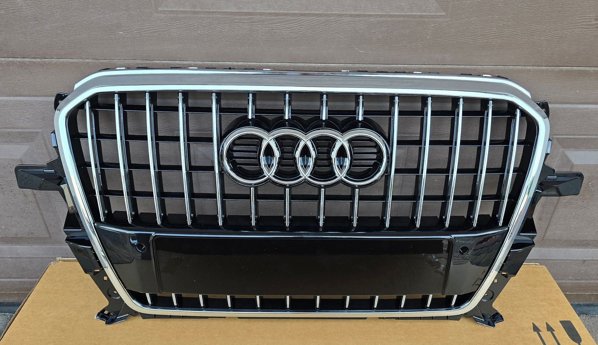 Grill Audi Q5 8R Facelift S-line Grille bj.2012-2016 8R0, Auto-onderdelen, -, Nieuw, Ophalen of Verzenden, -