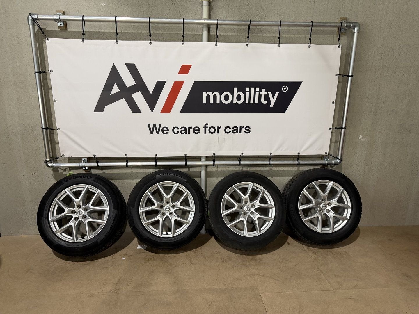 Complete winterset Volvo XC60 235/60R18, Auto-onderdelen, Banden en Velgen, Ophalen, 18 inch, Gebruikt, -